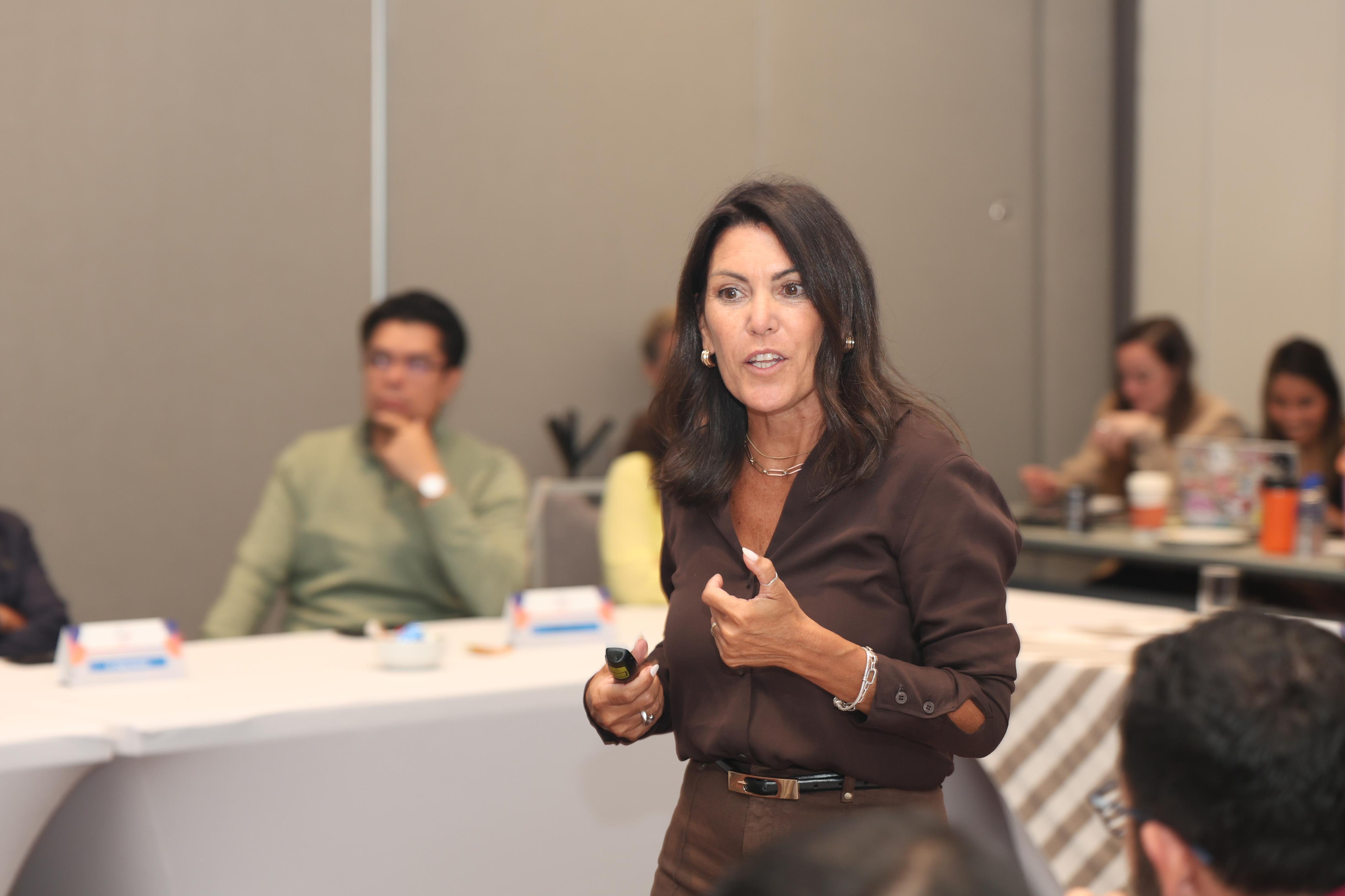 Facilitadora en sesión